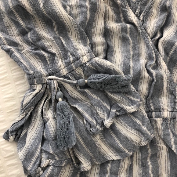 🤍 blue romper 💙 - Picture 3 of 5